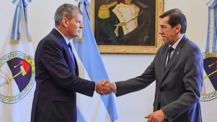 gobernador sadir y el ministerio