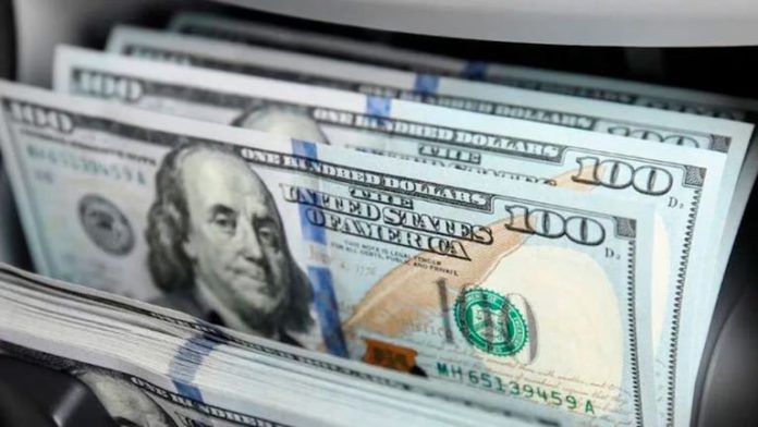 dolar subee