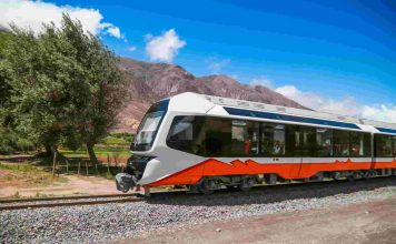 El Tren Solar de la Quebrada confirmó más salidas del Tren del Vino hasta noviembre