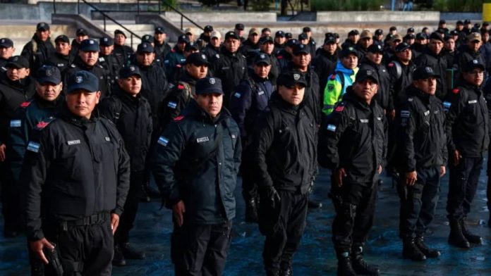 policias