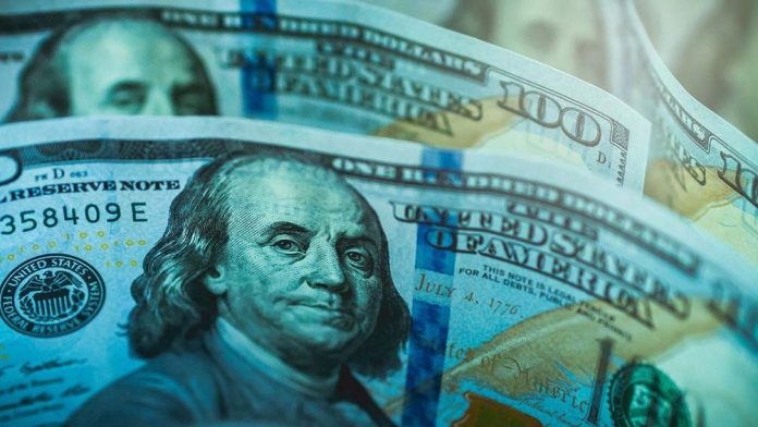 dolar-blue-3-min