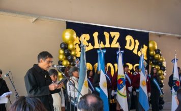 Acto único por el Día del Profesor reunió a docentes de Tilcara y la Quebrada en el Colegio Secundario de Arte N° 49