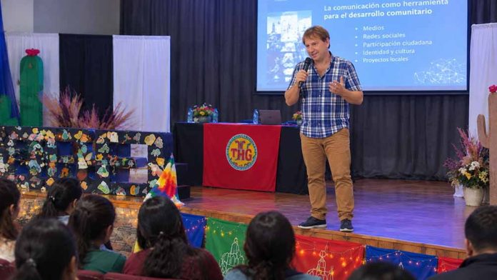 charla-turismo-ia-tilcara (1)