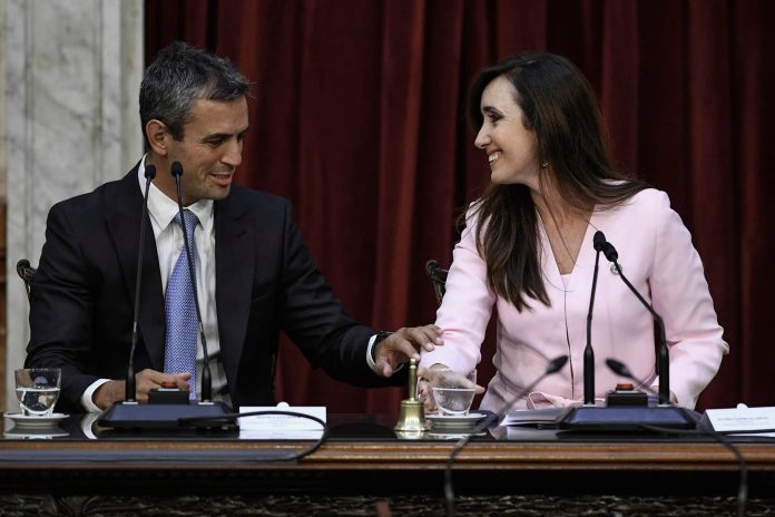senadores