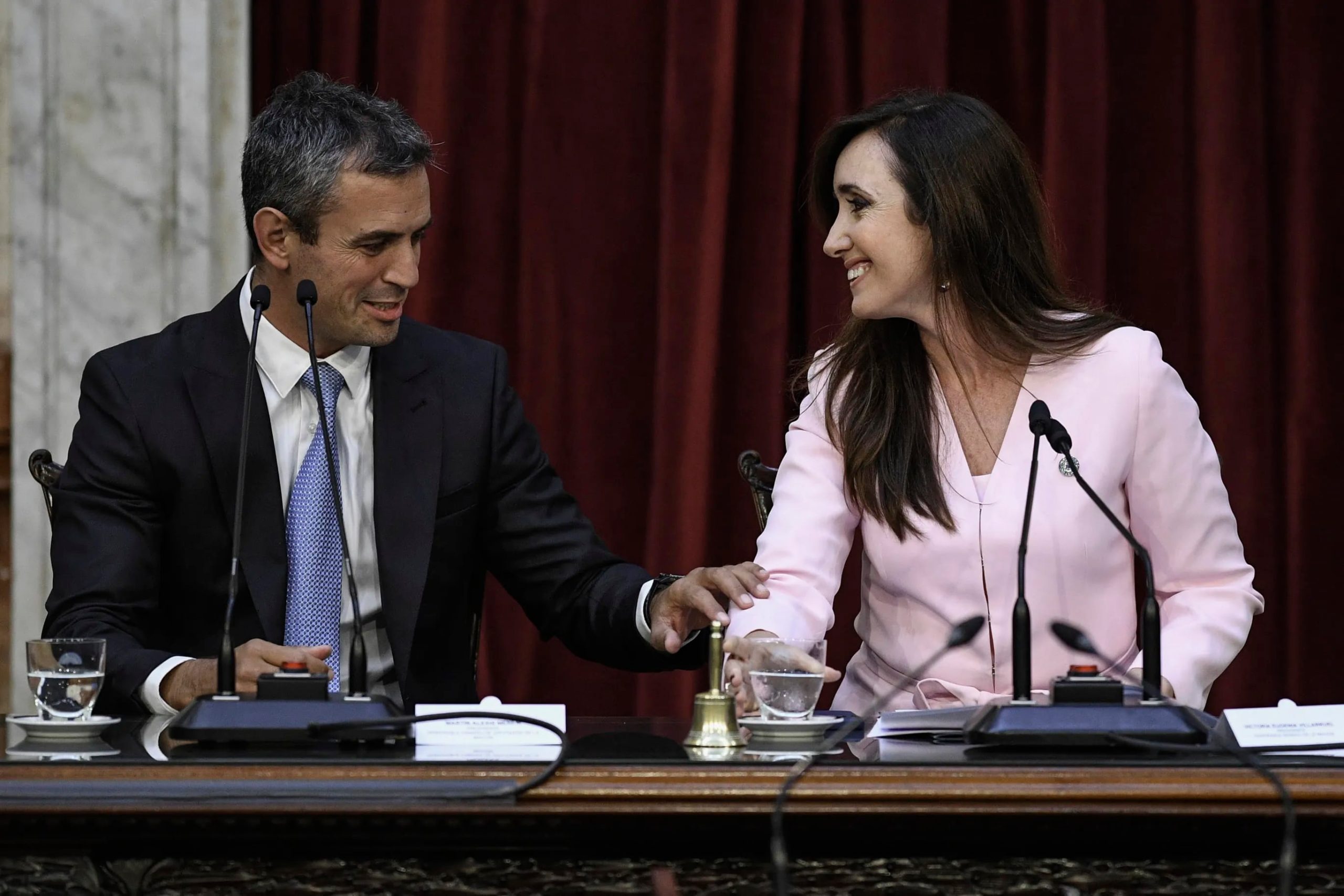 senadores